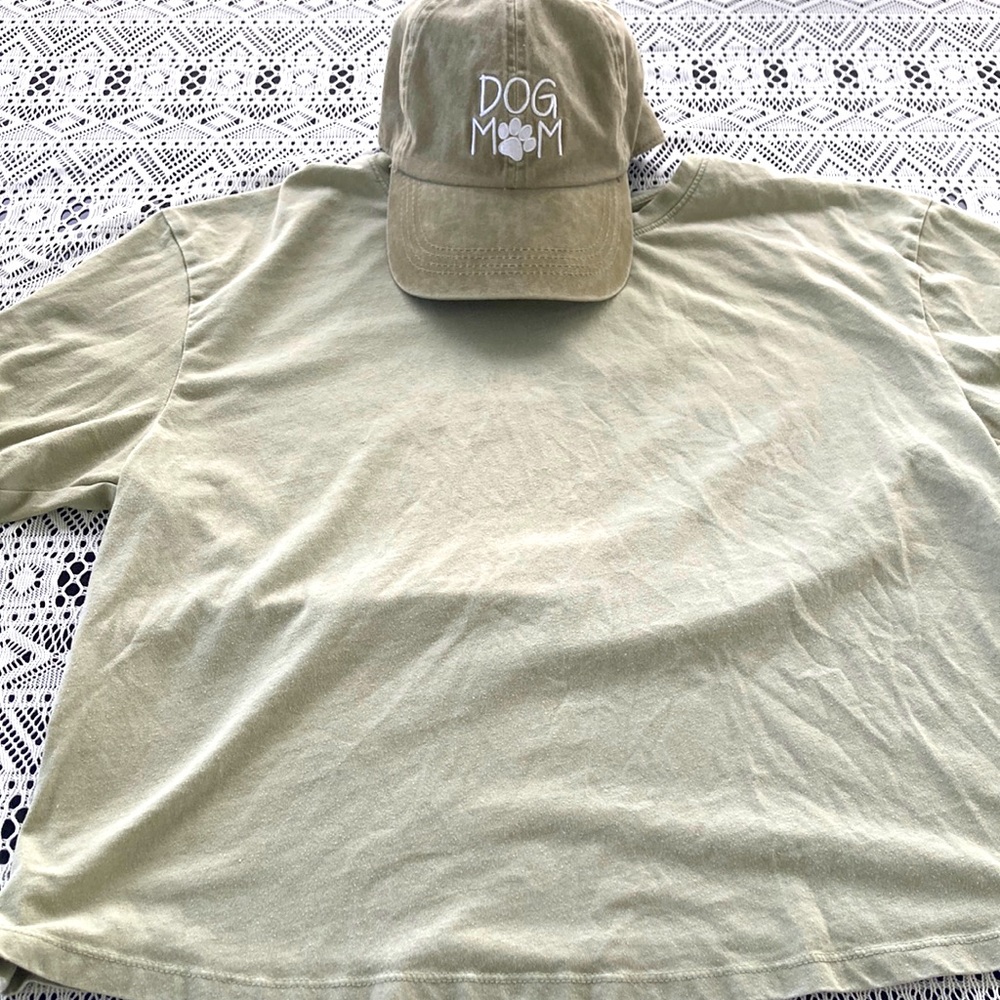 Hat and top XL Colsie top